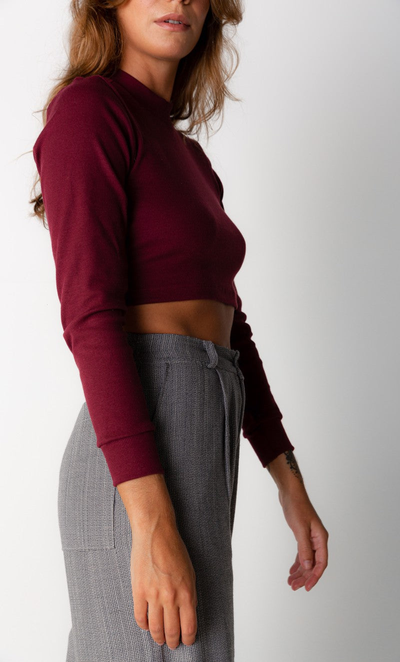 Cropped manga longa bordô