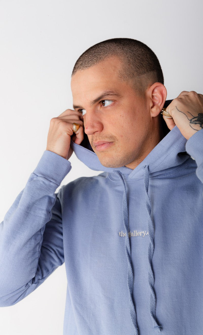 Moletom com Capuz Básico Bordado Azul Claro