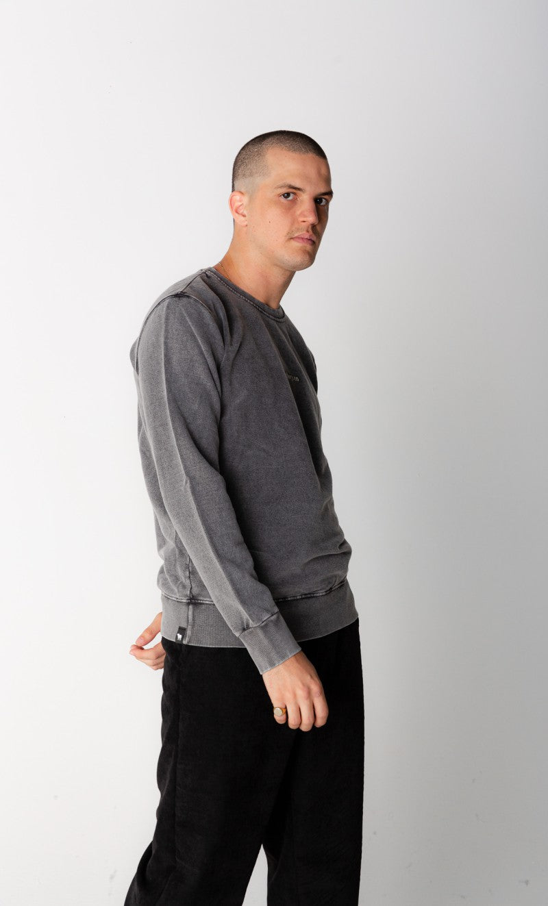 Moletom Básico Bordado Chumbo