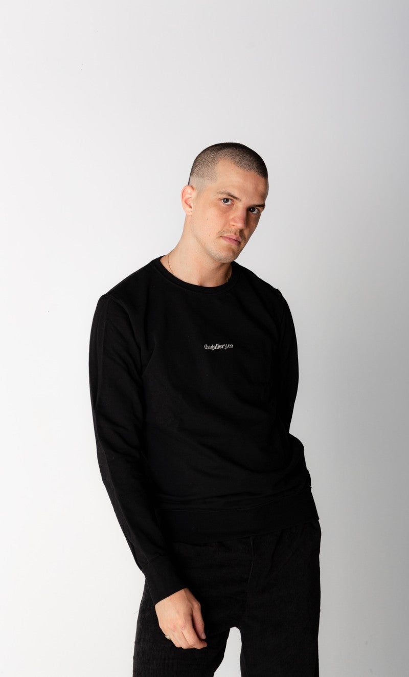 Moletom Básico Bordado Preto