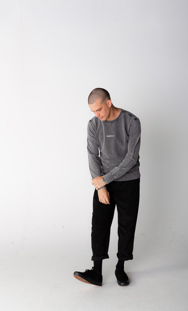 Moletom Básico Bordado Chumbo